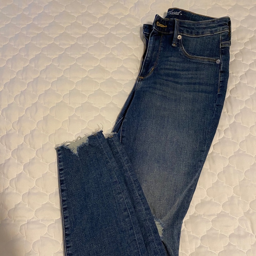 Universal Thread High Rise Jegging 4/27R - Picture 2 of 4
